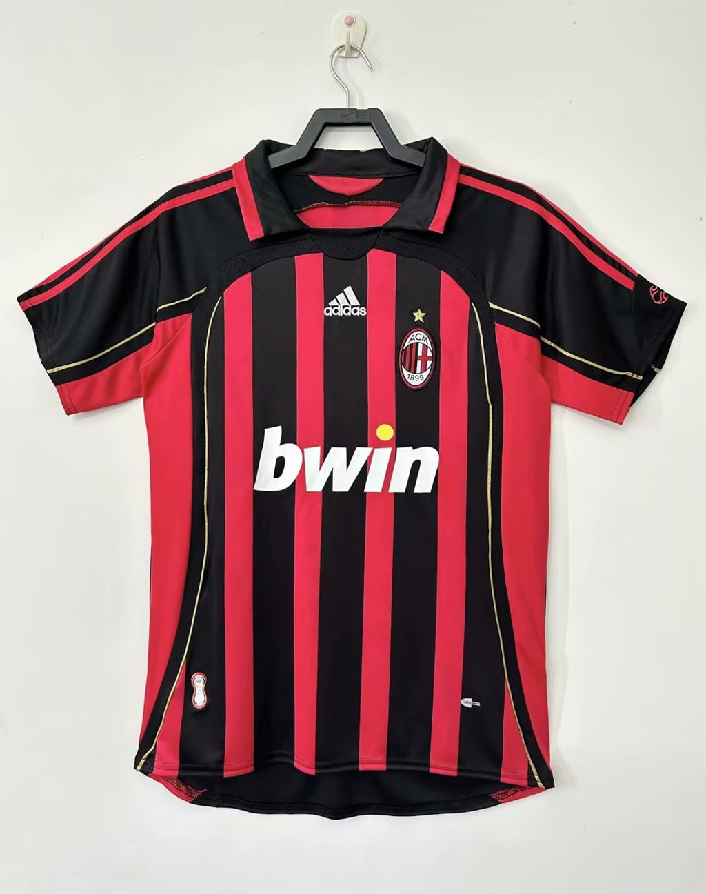 AC Milan - Retro Home Shirt 2006/2007
